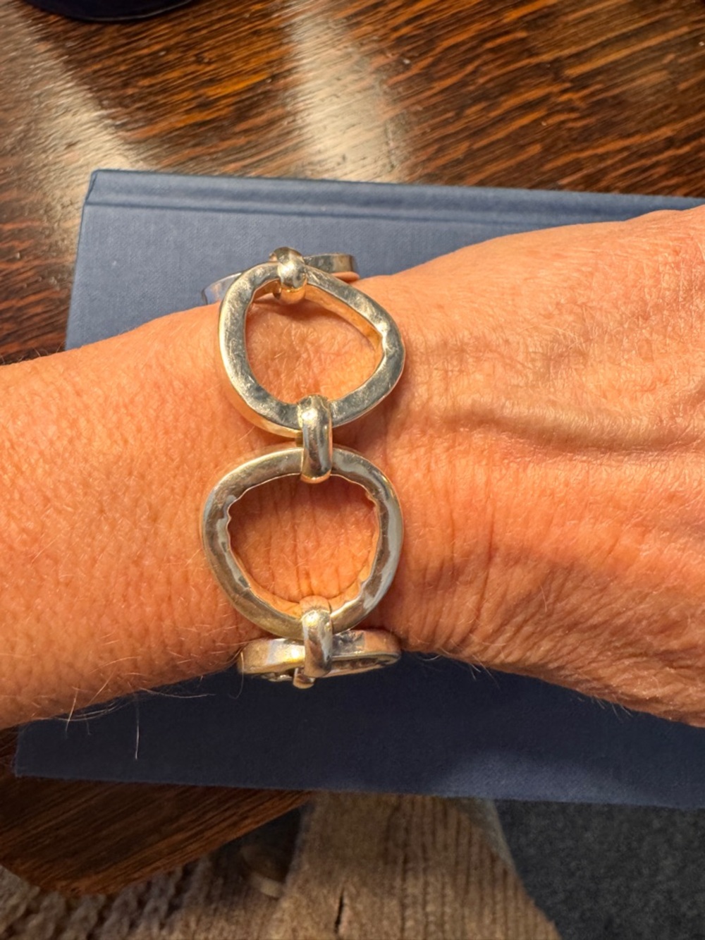 Silpada hammered sterling silver large link 9” adjustable bracelet - Picture 5 of 5